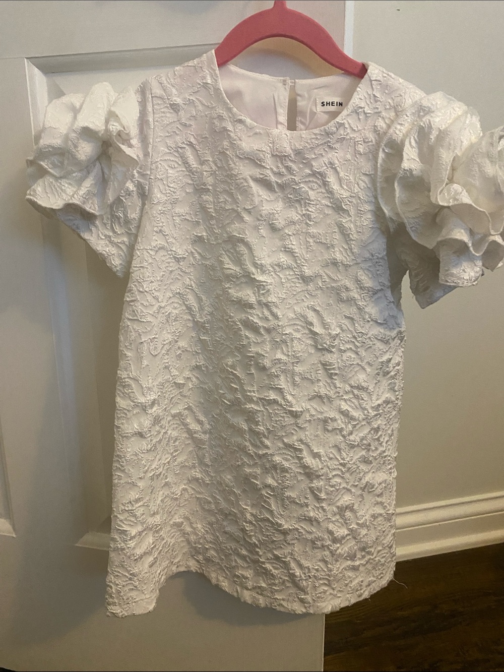 SHEIN White Textured Puff Sleeve Girls Dress